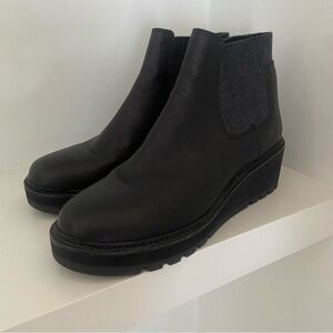 Eileen Fisher Women's Size 8.5 Black Chelsea Wedge Washed Leather Ankle Boots